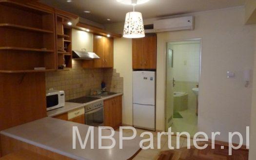 Kraków, Kazimierz, ul. Szeroka 1- pokojowe z ” klimatem”.