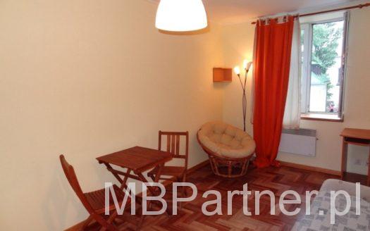 Kraków, Kazimierz, ul. Szeroka 1- pokojowe z ” klimatem”.